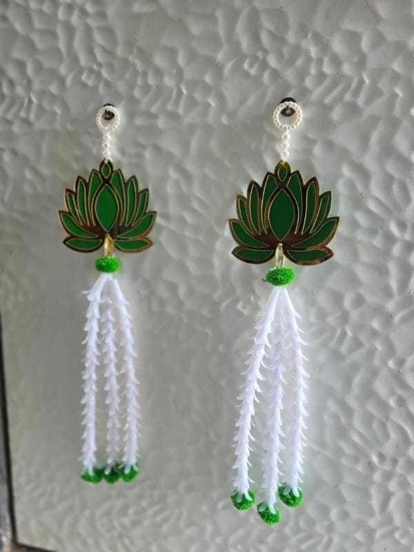 Lotus Hanging
